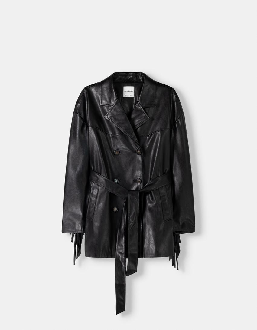 Camur&ccedil;a, Croute e Franjas: Tend&ecirc;ncias e Cuidados casaco preto franjas