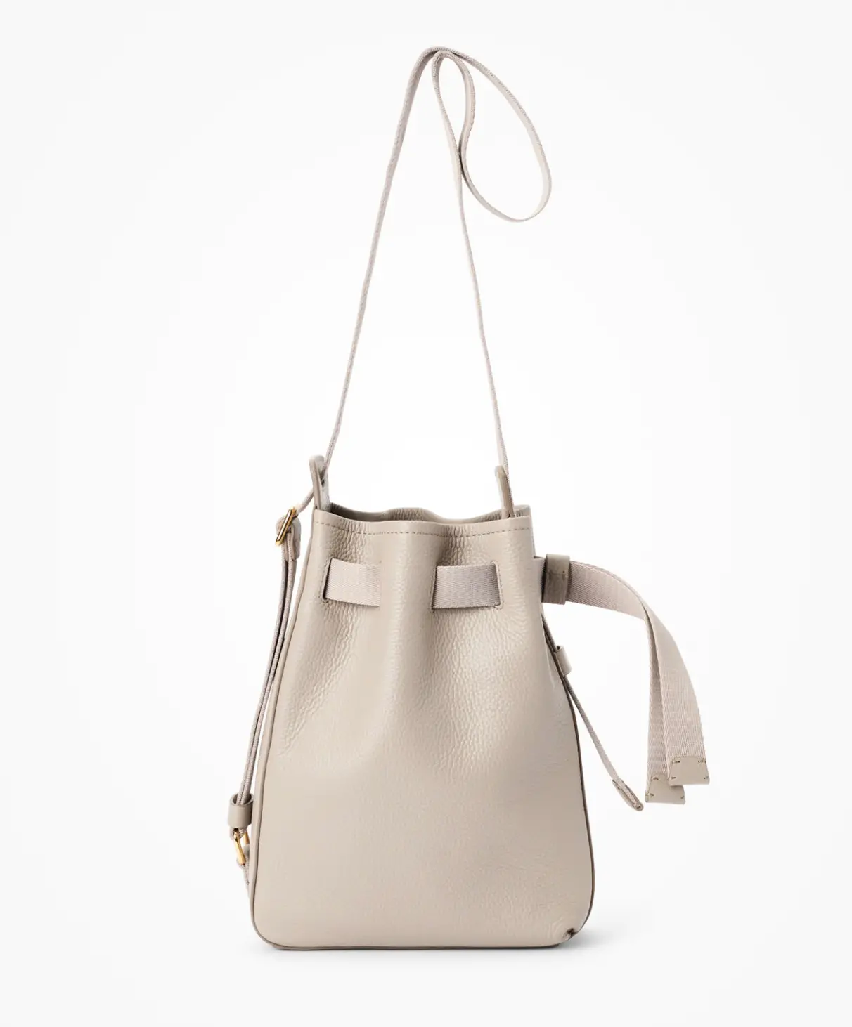 ECCO Sail Bag S O Sail Bag da ECCO é a derradeira mistura de estilo e funcionalidade, tornando-a perfeito para as aventuras diárias.