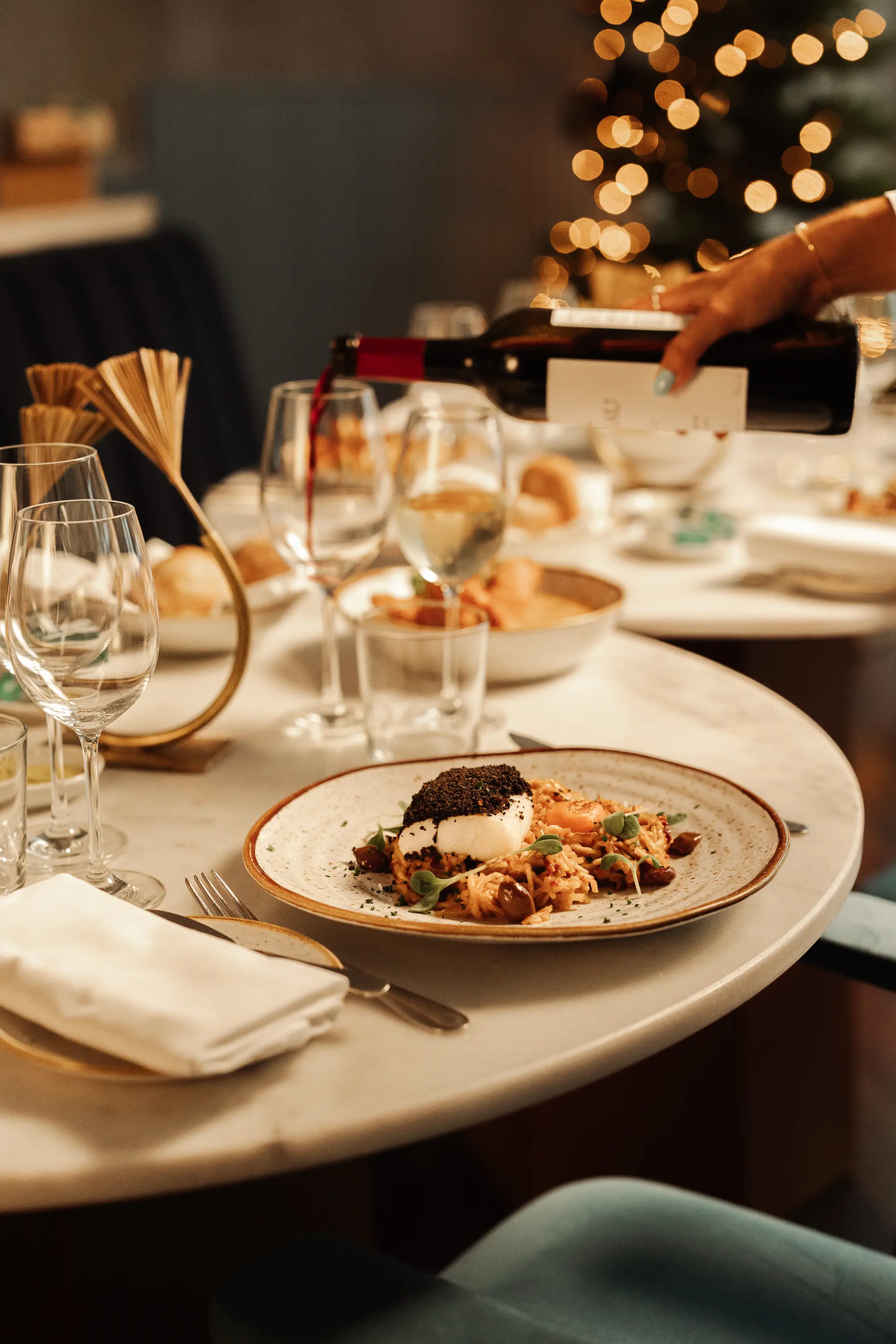 The Vintage Lisbon & Blue Bistrot: A Noite Perfeita em Lisboa prato servido mesa restaurante hotel